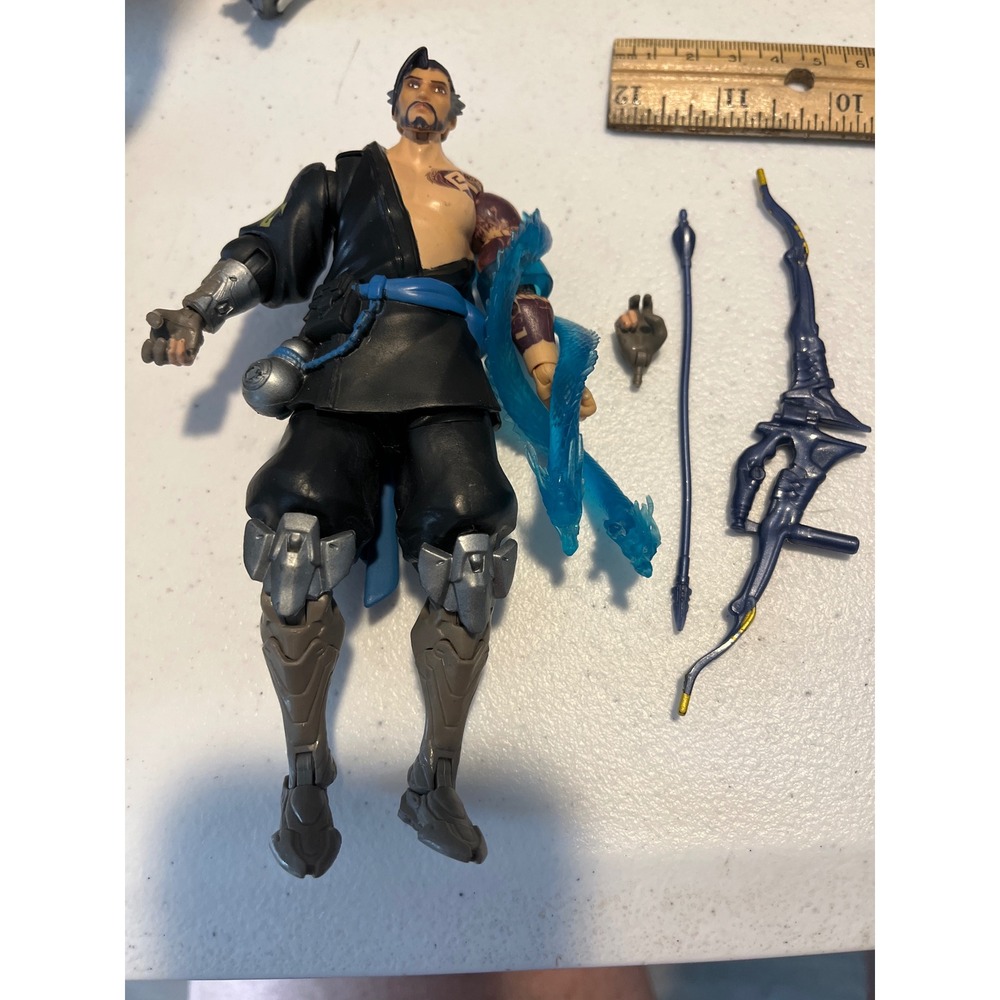 Blizzard Overwatch Ultimate Series Hanzo Action Figure with Bow and Dragonstrike